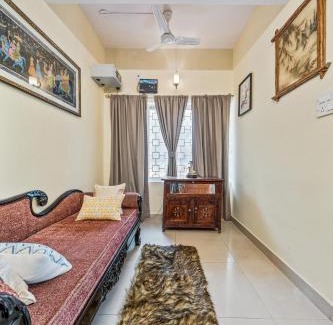 Stage 1 Casa | Vintage Haven Leafy Getaway Luxury Villa in Indiranagar by Spacez