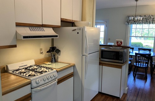 Round Pond Cabaña | Vintage Maine Cottage -- Water Views and Water Access