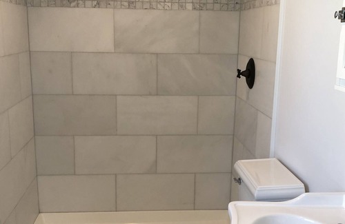 Greenport Apartamento | vintage style 2nd fl apt with roof deck in the heart of town