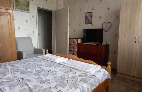 Sliven Apartamento | Vintage Vibes - Family Flat in a Quiet Area