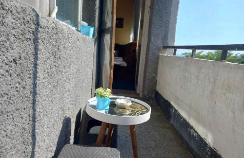Sliven Apartamento | Vintage Vibes - Family Flat in a Quiet Area
