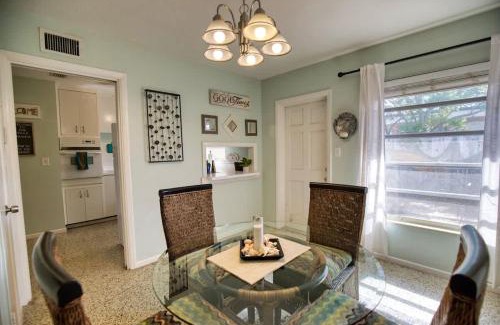 Southgate Casa | Vintage Vibes - Grill Chill & Beach Thrills