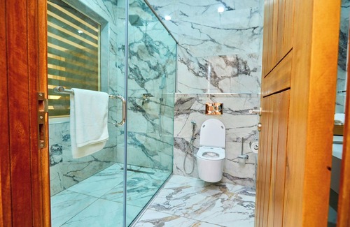 Ofin Hotel | Vintano Hotel