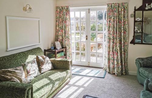 Stroud Casa | Violet Cottage