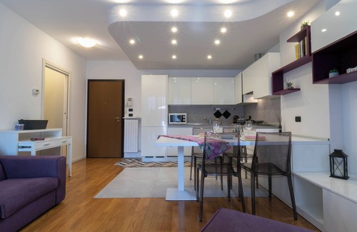 Lecco Apartamento | Violet House & Garden