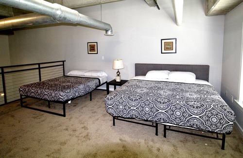 Atlantic Station Area Apartamento | VIP ACCESS ATL LOFT | 2STORY 3BR |ATLANTIC STATION
