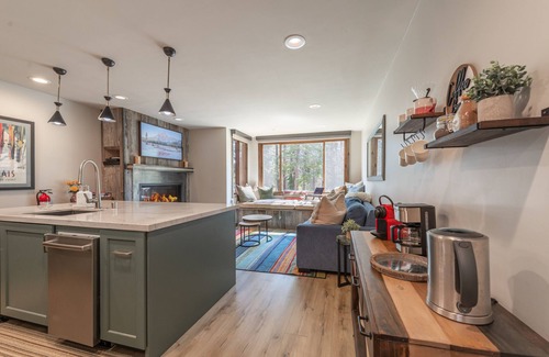Truckee Condominio | VIP Ski-In Ski-Out Northstar Ski Trails by Sierra Getaways
