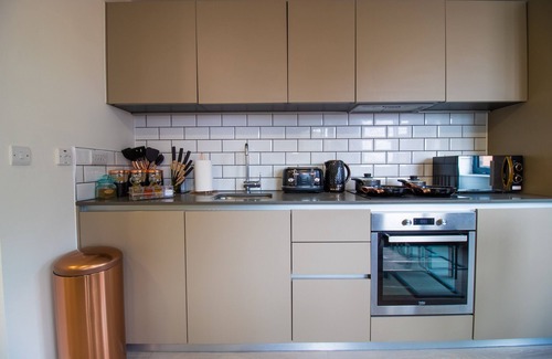 Bedford Apartamento | Virexxa Bedford Centre - Alpha Suite - 2Bed Flat with Free Parking & Gym
