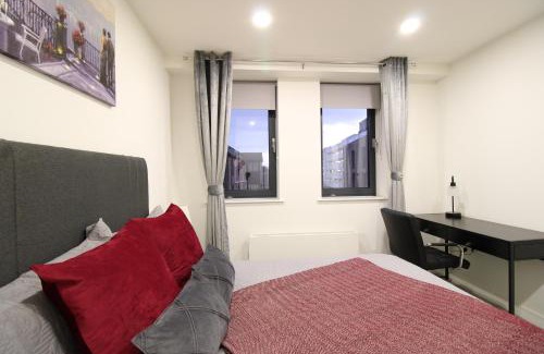 Bedford Apartamento | Virexxa Bedford Centre - Premier Suite - 2Bed Flat with Free Parking & Gym