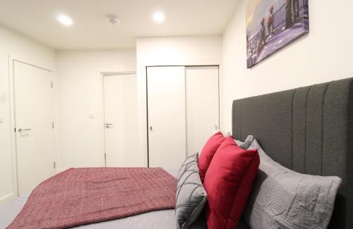 Bedford Apartamento | Virexxa Bedford Centre - Premier Suite - 2Bed Flat with Free Parking & Gym