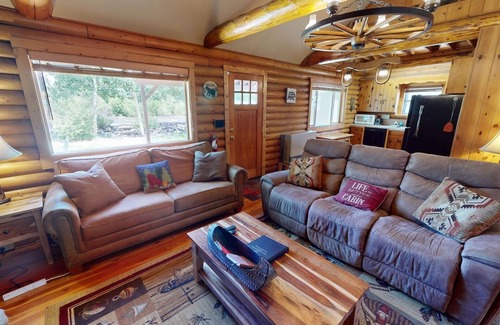 Gunnison Cabina | Virgil’s Cabin on the River