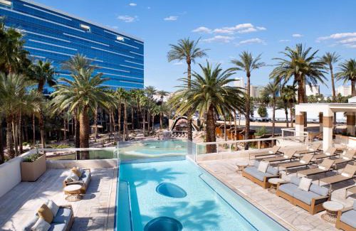 Las Vegas Complejo | Virgin Hotels Las Vegas, Curio Collection by Hilton