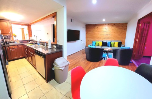 Norfolk - Virginia Beach Casa | Desayuno GRATUITO en la cama + café Starbucks + Wifi KING bed master Suite Alexa habilitado