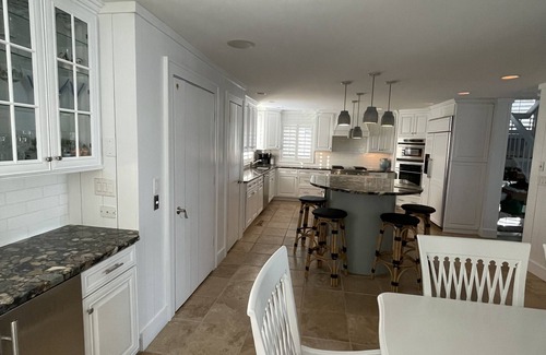 Virginia Beach Casa | Virginia Beach, Family Home CROATAN: Ocean front home in private neighborhood