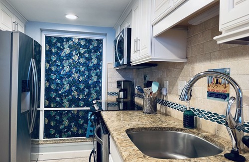 Virginia Beach Condominio | Virginia Beach, oceanfront, boardwalk, beach, fun, dolphins