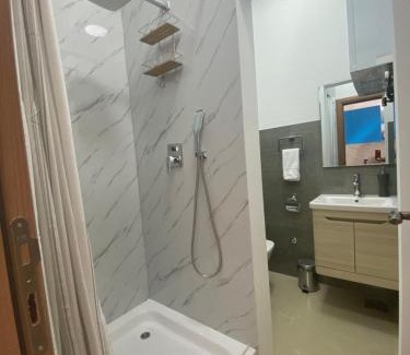 Valjevo Apartamento | Viridian Three Accommodation, Studio 1