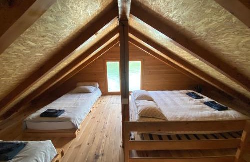 Bajina Basta Apartamento | Viridian Three Boathouse Micah, PERUCAC LAKE