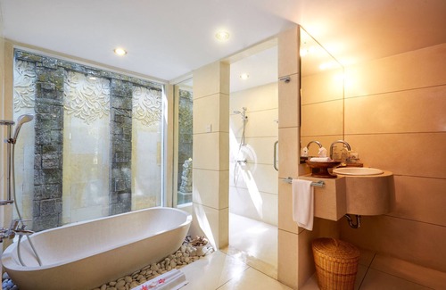 Sanur Kauh Hotel | Visakha Sanur by Puri Signatures