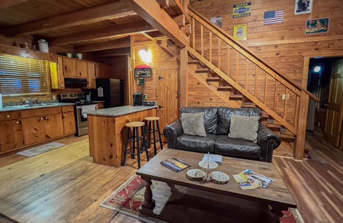 Warm Springs Cabina | Pike's Peak