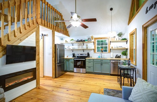 Mill Ridge Chalet De Esquí | Visit #mytreetophideaway located in Banner Elk, NC, nestled high in the trees.