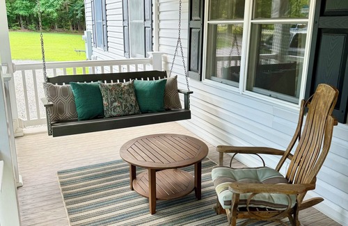 Henrico Casa | Visit The Good Life on Lake Gaston! 5 bedrooms with kayaks, SUPs, pedal boat.