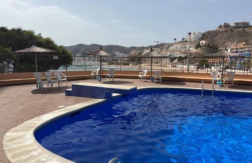 Faro de Cullera Apartamento | Vista al mar con piscina