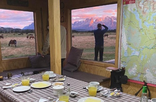 Torres Del Paine Cama Y Desayuno | Vista al Paine - Refugio de Aventura