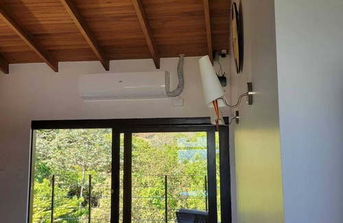 Atenas Apartamento | Vista Atenas Best View! 2 BR/2 BTH Private Apart 1000 sq ft AC Heated Salt Pool