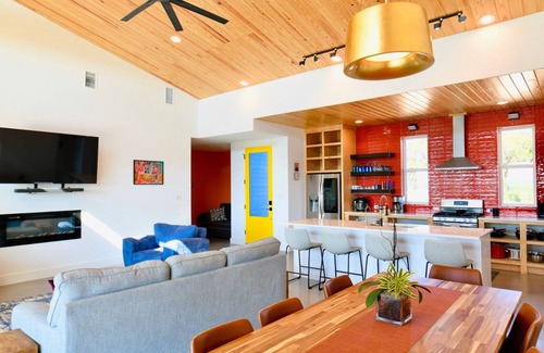 Johnson City Casa | Vista Azul | Private Hill Country Views Pool Hot Tub
