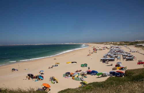 Consolacao Casa | Vista espectacular playa de Supertubos, Peniche