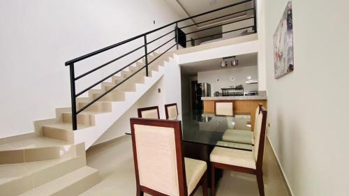 Guayaquil Apartamento | Vista Hills Loft & Jacuzzi a 10min Consulado Americano