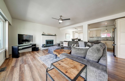 Okanagan-Similkameen Casa | Vista La Rosa - The rose garden lake view house!