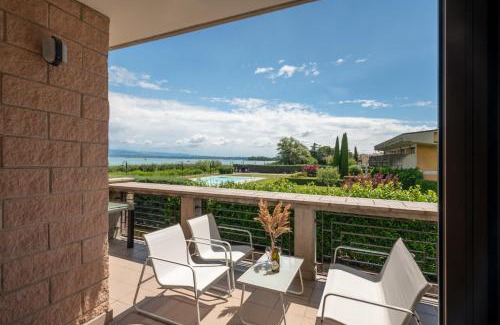 Lugana Apartamento | VISTA - Lake & Pool