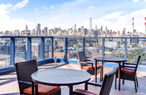 Queens Hotel | Vista LIC Hotel, Premier Collection by Best Western