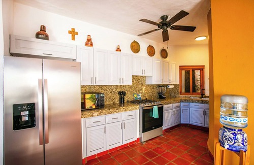 Zona sur Villa | Vista Los Arcos of Mismaloya - Jungle Villa with Ocean Views!