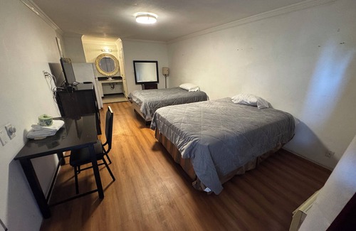 Riverside Hotel | Vista Motel - Riverside