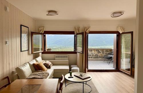 Biescas Chalet De Esquí | Vista Pirineos, wifi y petfriendly