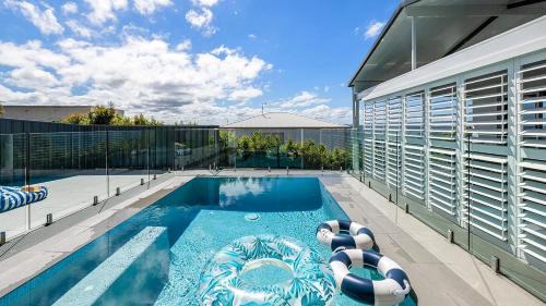 Corlette Casa | Vista Port Stephens - Luxurious Coastal Retreat