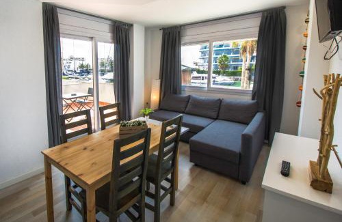 Santa Margarida Apartamento | Vista Roses Mar - Apartamento con Piscina