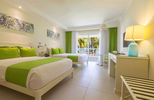El Cortecito Complejo | Vista Sol Punta Cana Beach Resort & Spa - All Inclusive