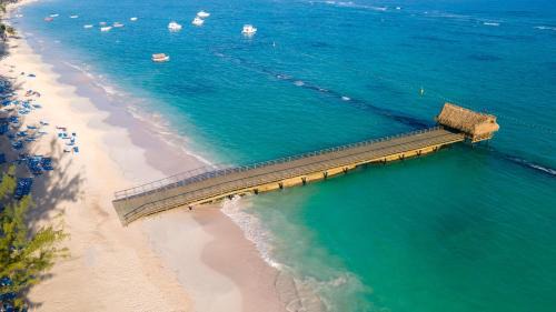 El Cortecito Complejo | Vista Sol Punta Cana Beach Resort & Spa - All Inclusive
