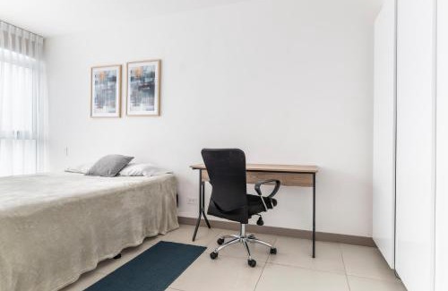 Curridabat Apartamento | Vista Verde iFreses, 2nd floor! AC, TV and Pool