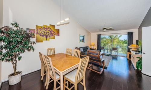 Isla del Sol Casa | Vista Verde N Golf Course Villa on the 12th Green