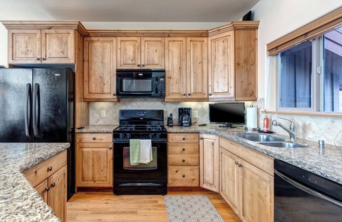 Pinebrook Casa | Vista Views *Pet Friendly