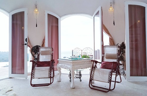 Pemenang Casa | VistaMonti Private Villas