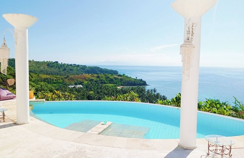 Pemenang Casa | VistaMonti Private Villas
