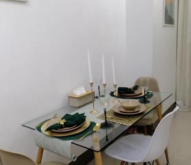 Highway Hills Apartamento | Vistaro Stays at Fame Residences