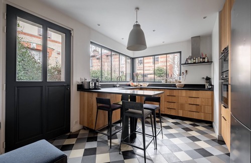 Billancourt–Rives de Seine Casa | Visual Virtue, by Veeve