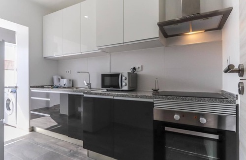 Cacilhas Apartamento | Vita Portucale | Almada Balcony
