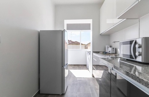 Cacilhas Apartamento | Vita Portucale | Almada Balcony